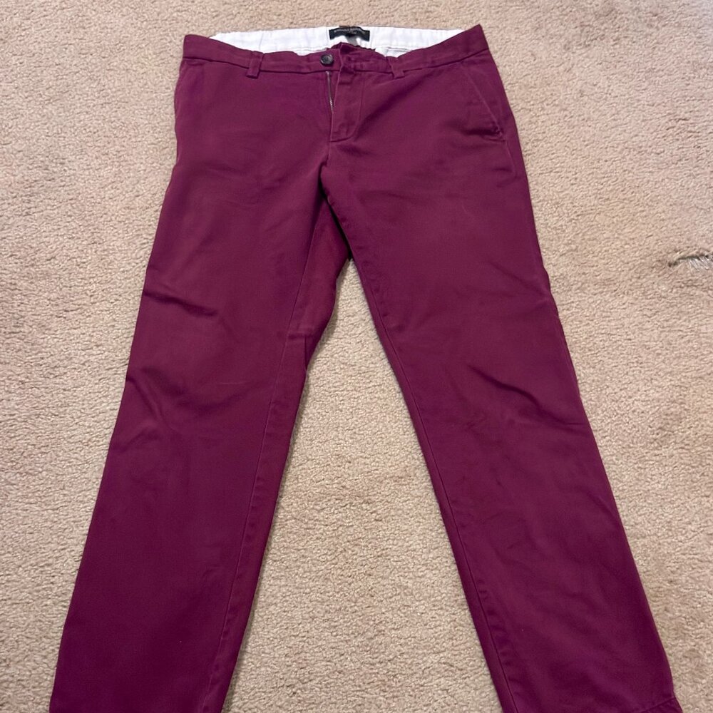 Mens Banana Republic Burgundy Chino 30x30